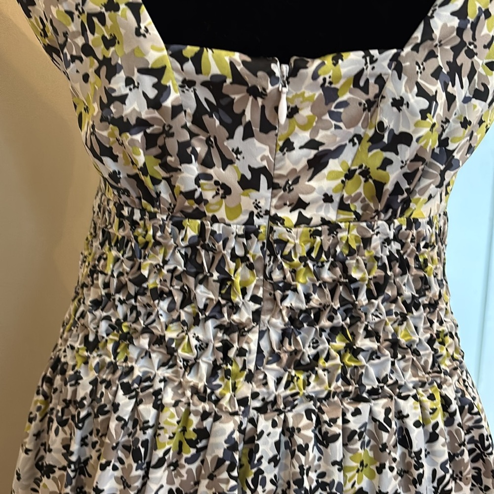 JESSICA SIMPSON MULTI-COLOR FLORAL PRINT SLEEVELESS GATHERED WAIST DRESS - Picture 9 of 11